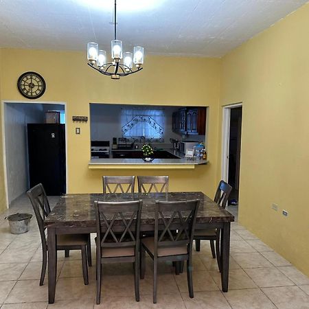 St Bess Comfort Style Black River Extérieur photo