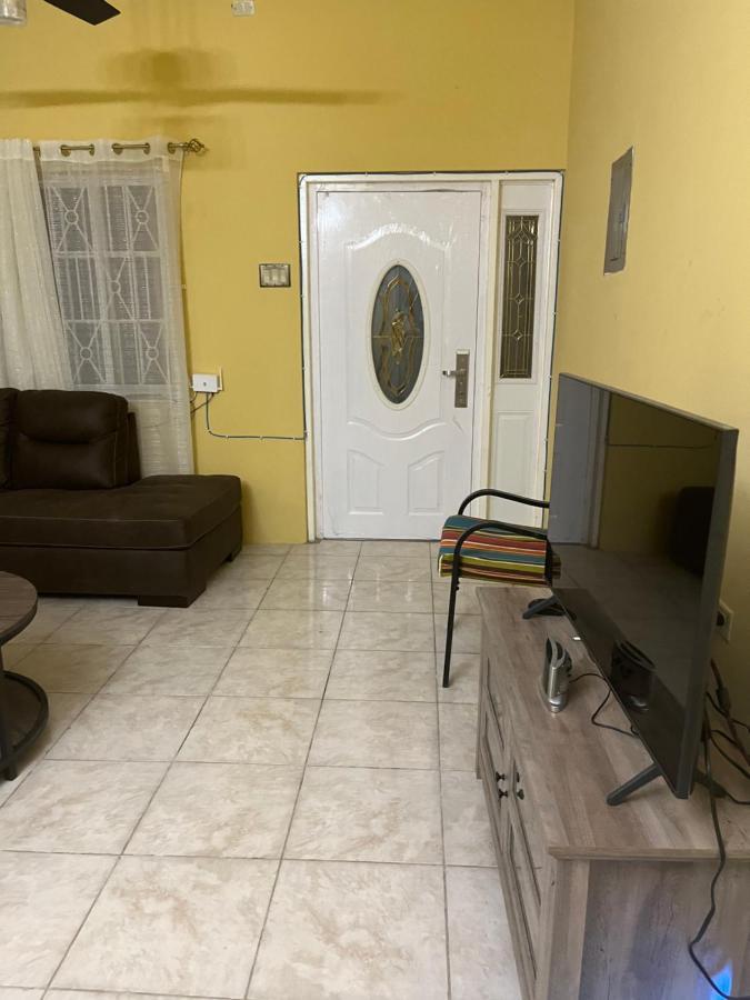 St Bess Comfort Style Black River Extérieur photo